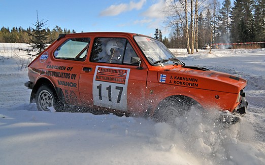 FiatIisalmi09PenkkaRajattuNetti.jpg